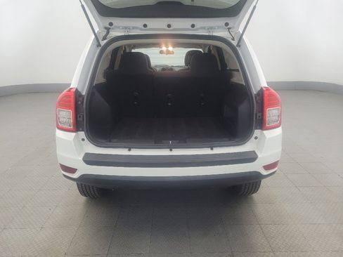 Used 2013 Jeep Compass Latitude image 29