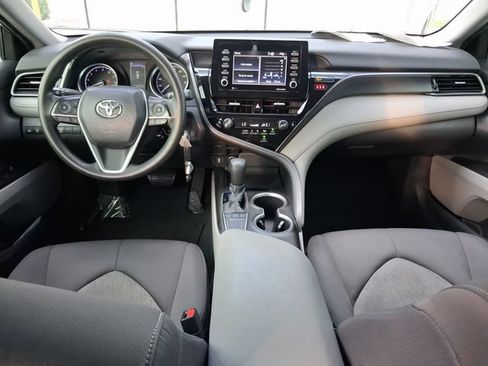 Used 2022 Toyota Camry LE FWD image 8