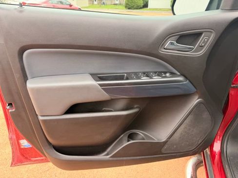 Used 2017 Chevrolet Colorado Z71 image 16