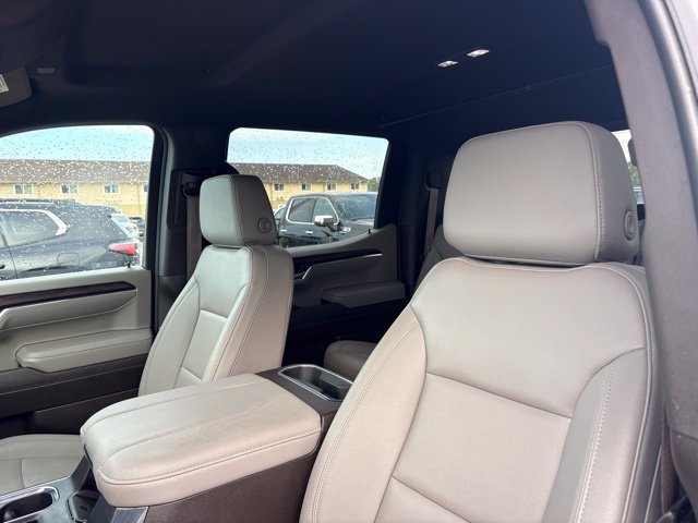 Used 2024 GMC Sierra 1500 SLT w/ SLT Premium Plus Package AWD/4WD image 17