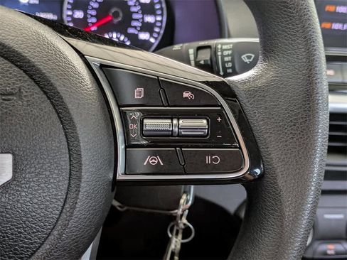 Used 2022 Kia Forte LXS image 24