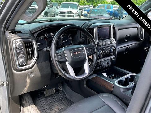 Used 2022 GMC Sierra 1500 SLT AWD/4WD image 17