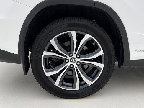 Used 2022 Lexus RX 450h AWD w/ Premium Package image 27