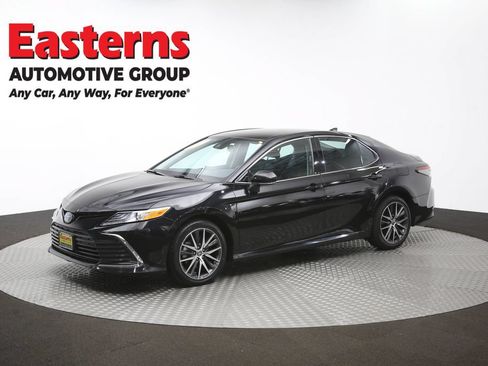 Used 2022 Toyota Camry XLE FWD image 56