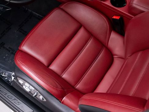 Used 2023 Porsche Macan GTS AWD/4WD image 14