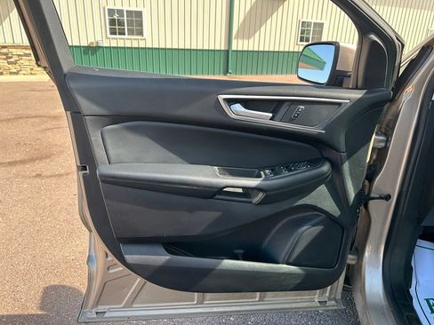 Used 2021 Ford Edge SEL w/ Convenience Package AWD/4WD image 11