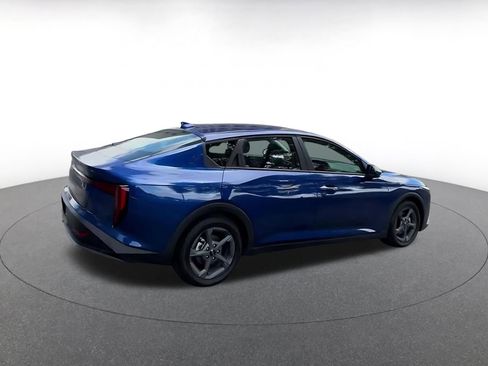 Used 2025 Kia K4 FWD image 15