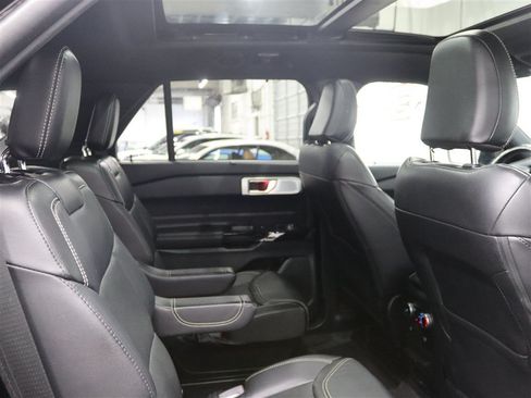 Used 2022 Ford Explorer ST w/ Equipment Group 401A AWD/4WD image 23