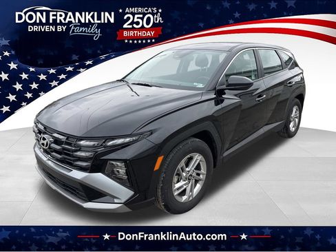 Used 2025 Hyundai Tucson SE FWD image 1