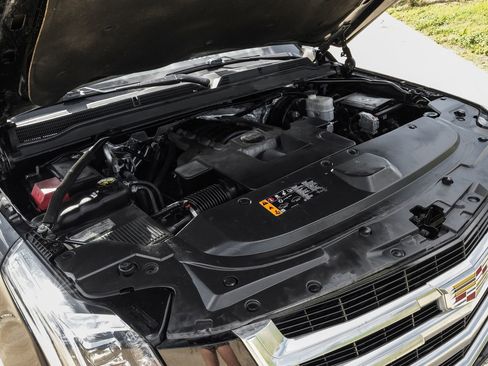 Used 2018 Cadillac Escalade ESV Luxury RWD image 48