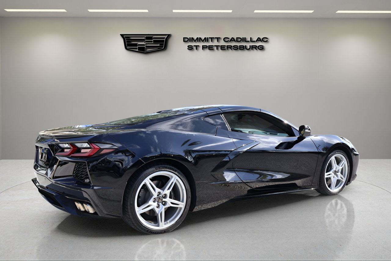 Used 2024 Chevrolet Corvette Stingray Preferred Cpe w/ 2LT RWD image 1