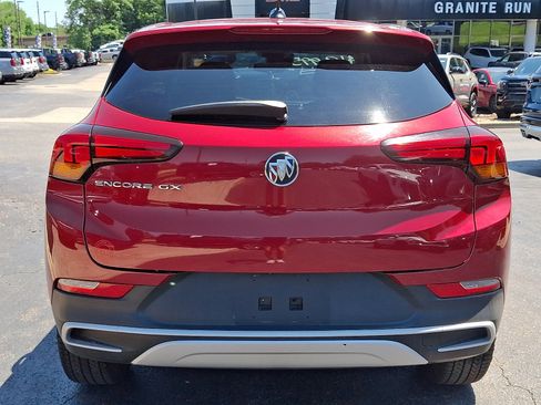 Used 2020 Buick Encore GX Preferred w/ Cold Weather Comfort Package FWD image 5