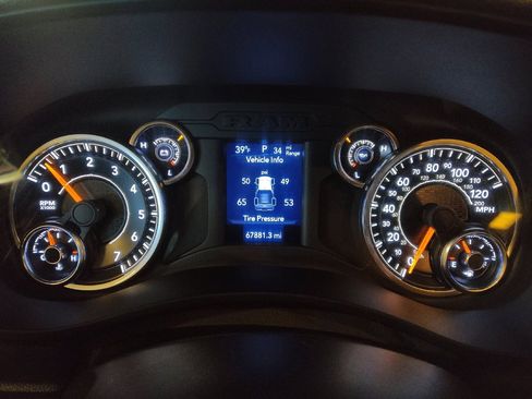 Used 2022 RAM 2500 Tradesman image 23