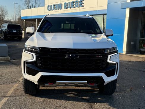 Used 2024 Chevrolet Suburban Z71 w/ Off-Road Capability Package image 9