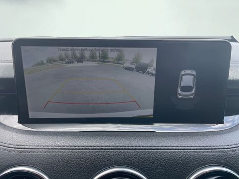 Used 2022 Kia Stinger GT1 AWD/4WD image 9
