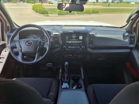 Used 2023 Nissan Frontier PRO-4X w/ Tow Package image 9