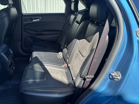 Used 2020 Ford Edge ST image 30
