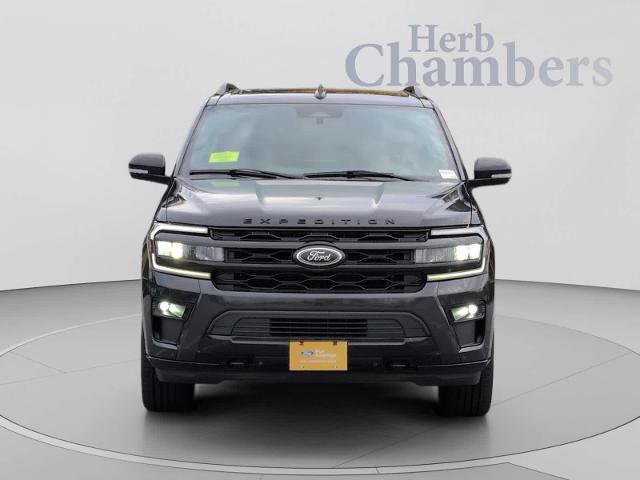 Certified 2022 Ford Expedition Limited AWD/4WD image 2
