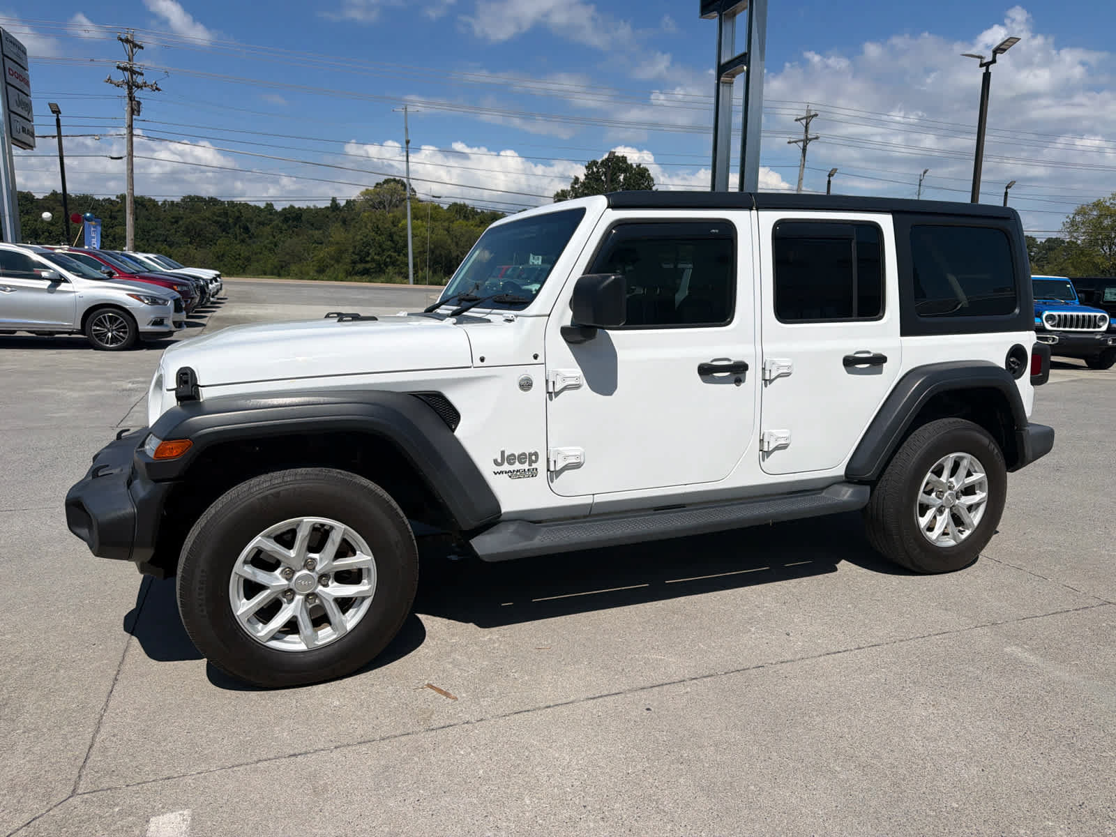 Used 2021 Jeep Wrangler Unlimited Sport AWD/4WD image 2