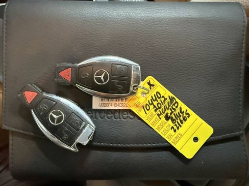 Used 2012 Mercedes-Benz C 250 Sedan image 27
