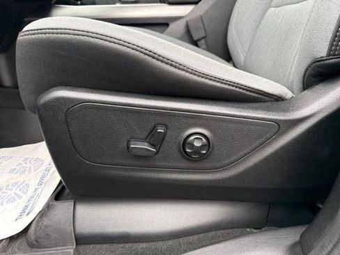 Used 2020 RAM 1500 Big Horn AWD/4WD image 21