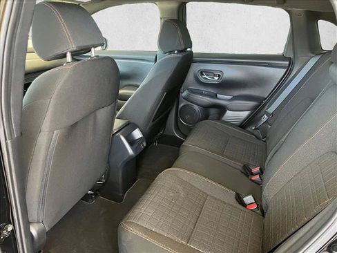 Used 2025 Honda HR-V Sport image 10