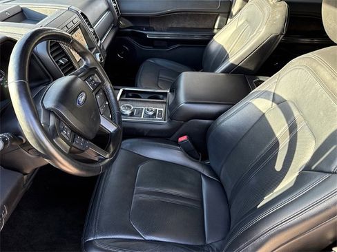Used 2018 Ford Expedition Limited image 20