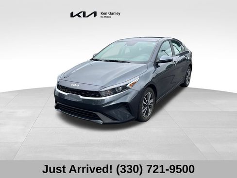 Certified 2024 Kia Forte LXS w/ LXS Technology Package FWD image 1