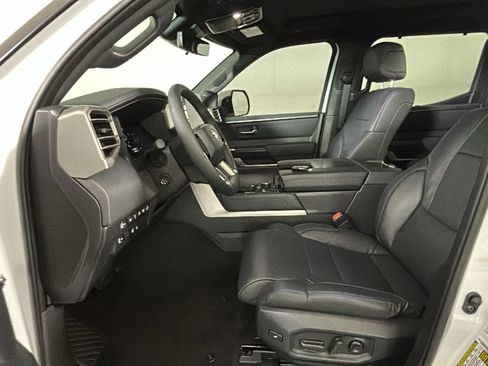 Used 2026 Toyota Tundra Platinum AWD/4WD image 14