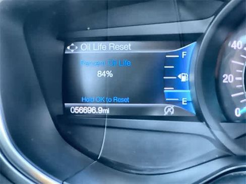 Used 2020 Ford Fusion SE image 19