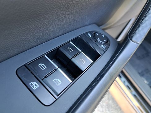 Used 2025 MAZDA CX-50 AWD 2.5 S w/ Select Package image 15