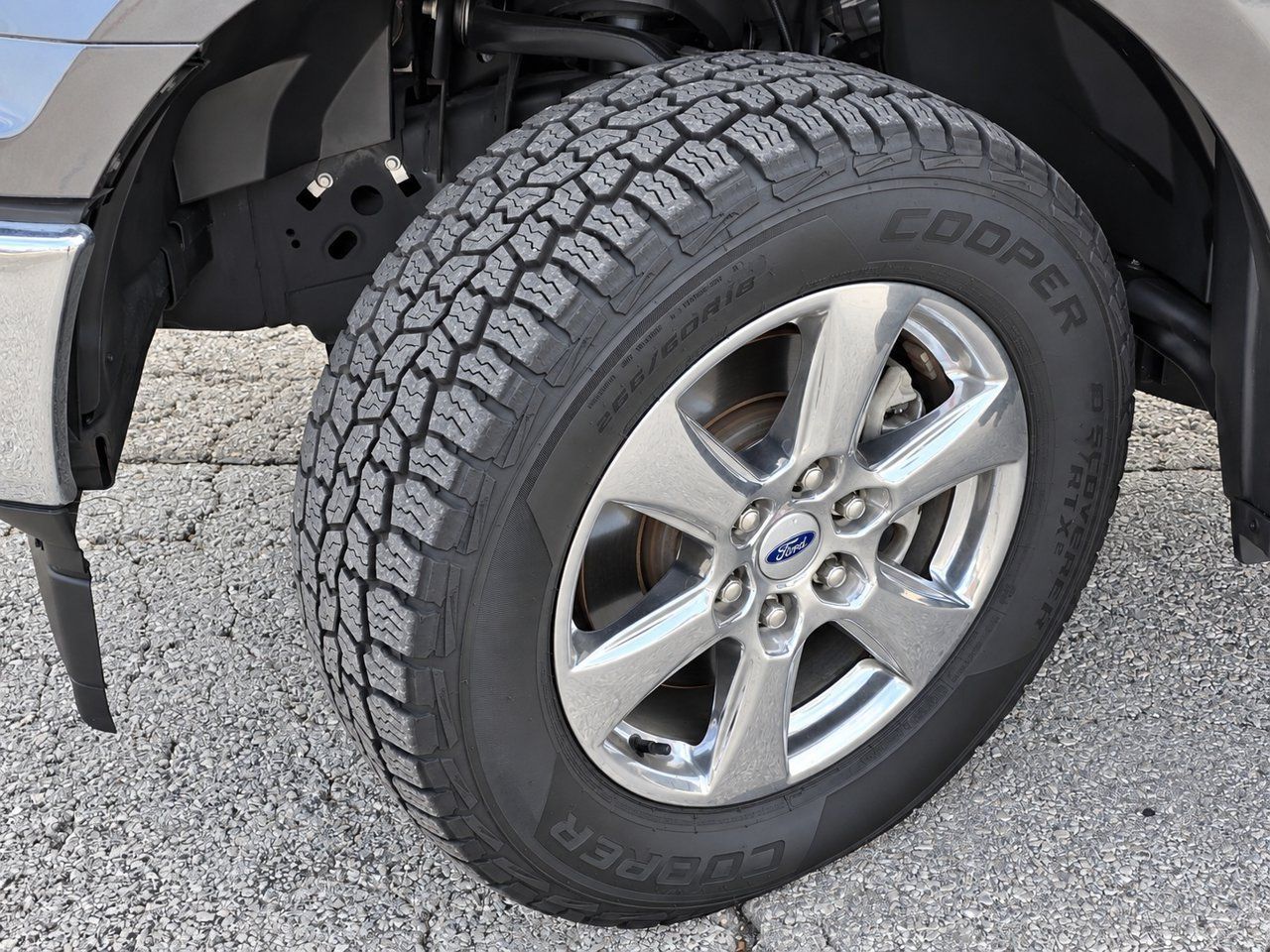 Used 2019 Ford F150 XLT w/ Equipment Group 302A Luxury RWD image 13