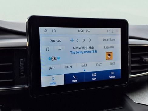 Used 2020 Ford Explorer XLT w/ Equipment Group 202A AWD/4WD image 7