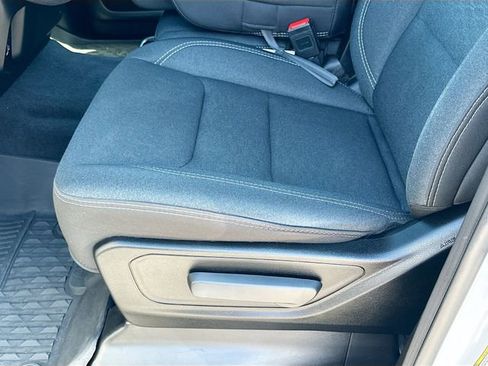 Used 2025 RAM 1500 Big Horn AWD/4WD image 18
