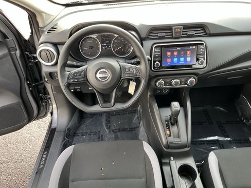 Used 2025 Nissan Versa S w/ S Plus Package image 11