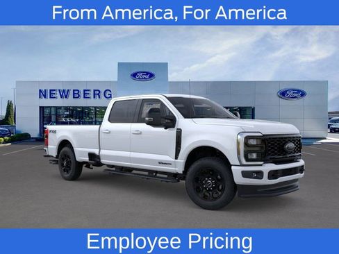 New 2026 Ford F250 Lariat w/ Black Appearance Package AWD/4WD image 1
