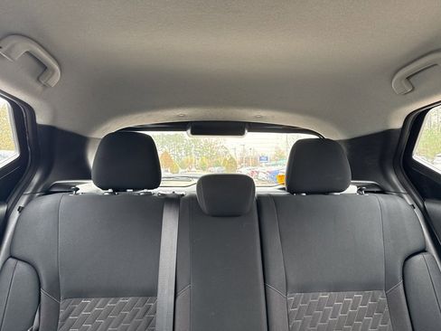 Used 2023 Nissan Kicks SV image 13