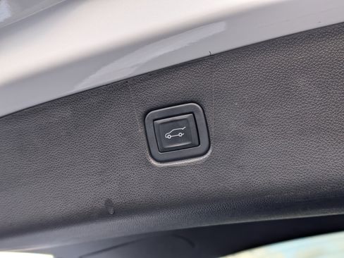 Certified 2022 Chevrolet Blazer RS image 39