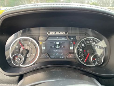 Used 2024 RAM 2500 Laramie w/ Safety Group image 31