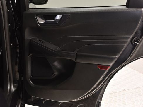 Used 2023 Ford Escape ST-Line image 30