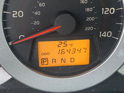 Used 2010 Toyota RAV4 4WD image 13