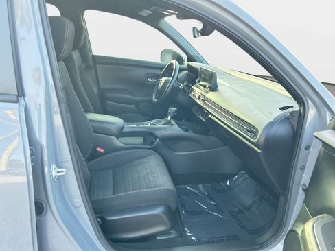 Used 2023 Honda HR-V Sport image 14