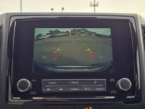 Used 2023 Nissan Frontier SV w/ Midnight Edition Package image 30