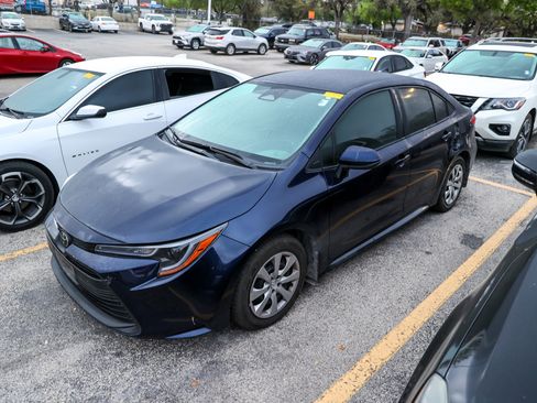 Certified 2026 Toyota Corolla LE image 3