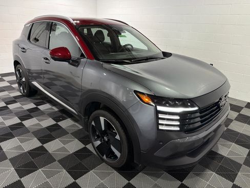 Certified 2025 Nissan Kicks SR AWD/4WD image 18
