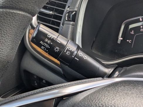 Used 2017 Honda CR-V EX image 25