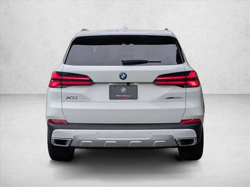 New 2026 BMW X5 xDrive50e w/ Climate Comfort Package image 7