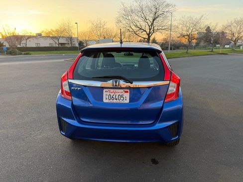 Used 2015 Honda Fit EX image 19