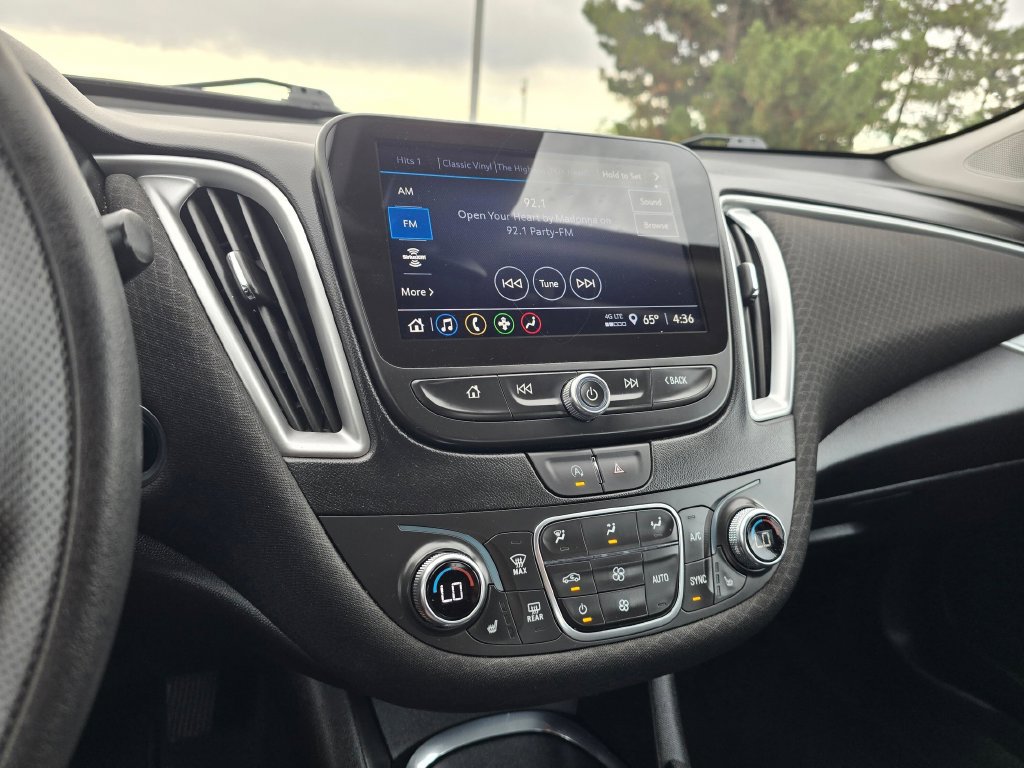 Used 2024 Chevrolet Malibu LT FWD image 20