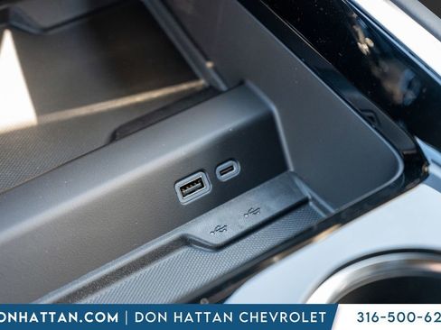 New 2026 Chevrolet Suburban Z71 w/ Comfort Package image 11